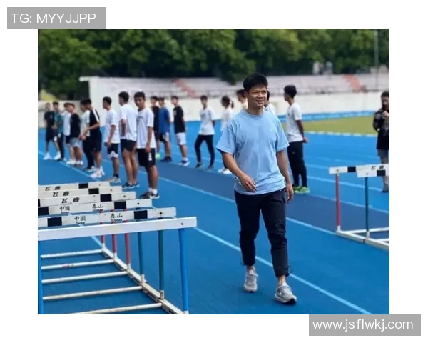 羽毛球世界冠军亲授课引爆校园体育节